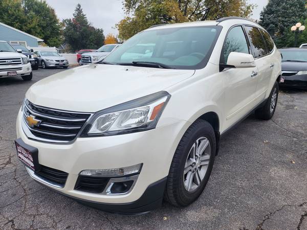 Photo 2015 Chevrolet Traverse LT AWD EASY BUY HERE PAY HERE FINANCING