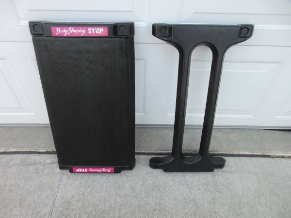 Photo Aerobic Exercise Body Shaping Step Stepper 2-Piece $15