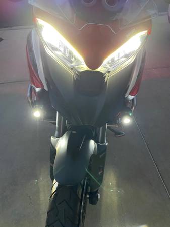 Photo Ducati Multistrada V4S Travel and Radar $20,500