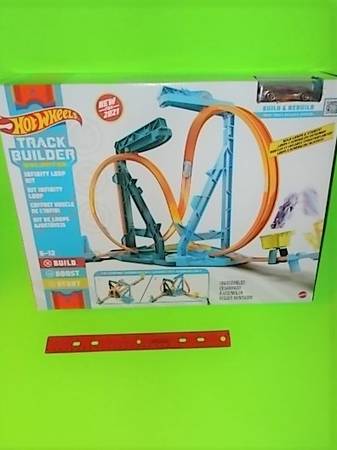Photo Hot Wheels Track Builder Unlimited Infinity Loop Kit __ New $25