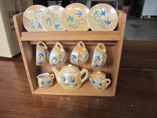 Photo Mini Japanese lusterware tea set with cabinet $40
