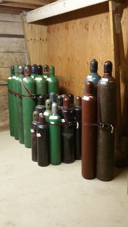 Photo Wanted Torches  Torch Carts  Tanks (Oxygen, Acetylene, Co2  Argon) $100