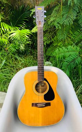 Photo 1978 Yamaha FG 335 Vintage Dreadnaught Acoustic Guitar FG-335 $150