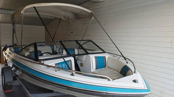 1992 17ft Reinell Boat and Trailer $4,500