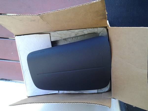 Photo 2000 to 2006 Passenger air bag  Module Nissan Sentra Cheap $475