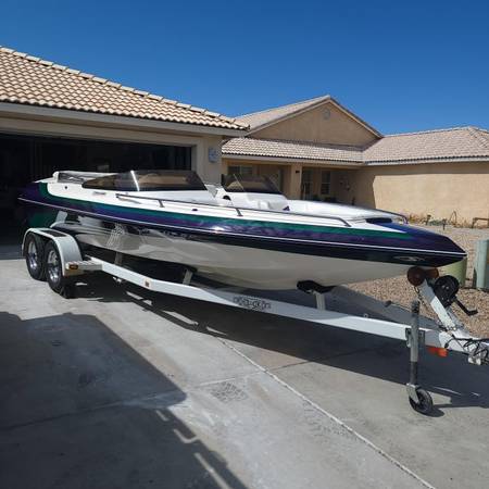 Photo 2001 Commander LX2100 - Open bow 21 foot boat 496 Mag $21,999