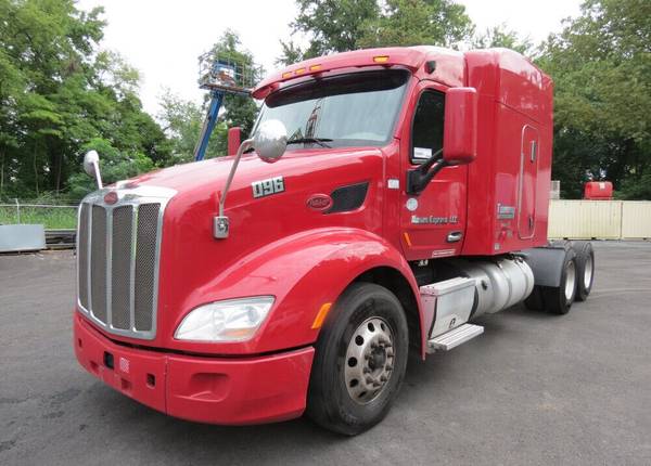 Photo 2018 Peterbilt 579 Truck Tractor Sleeper Cab $8,000
