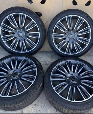 Photo 22 Land Rover Range Rover AutoBiography Supercharged Wheels Rims Tire $2,500