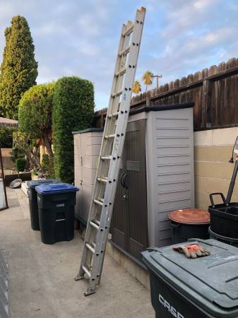 Photo 24 ft Werner Extension Ladder $150