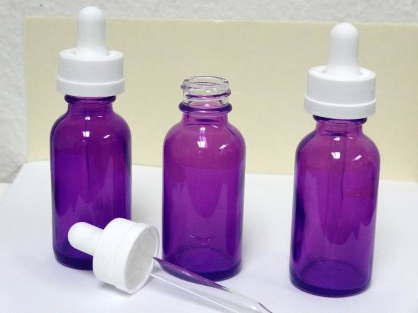 Photo 30ML PURPLE GLASS BOSTON ROUND BOTTLES 180case price $25