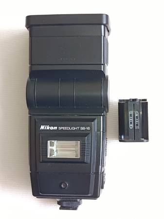 Photo 3 Nikon Flash Units SB-16b, SB-24, and SB-E $1