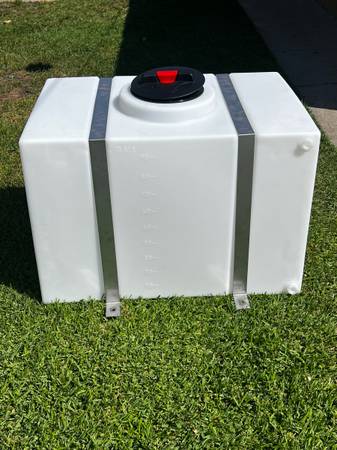 90 Gallon Water Tank with Stainless Straps $420 | Tools For Sale ...