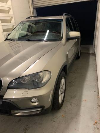 Photo BMW X5 3.0 SI $5,700
