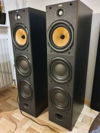 Photo Bowers  Wilkins BW 604 S2 Floorstanding speakers. Made in England $850
