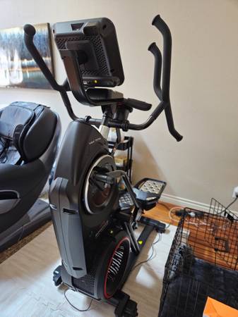 Photo Bowflex Max Trainer Max Total Stairmaster Eliptical $1,200