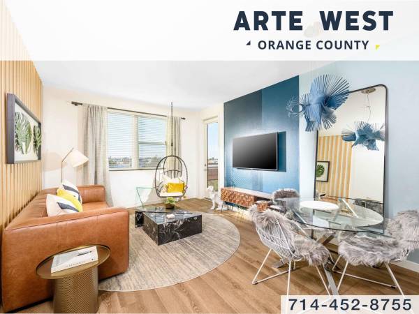 Photo CALL NOW - Call  Tour  Orange County Upscale Apartments $2,350