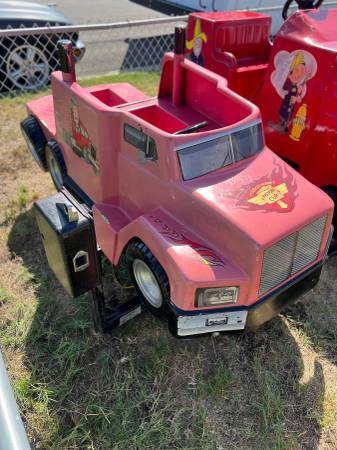 Photo Coin Operated Semi Truck Kiddie Ride $600