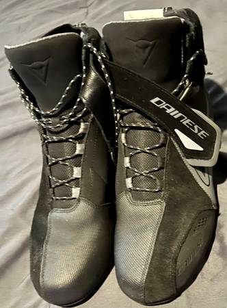 Photo DAINESE Energyca D-WP motorcycle boots $150