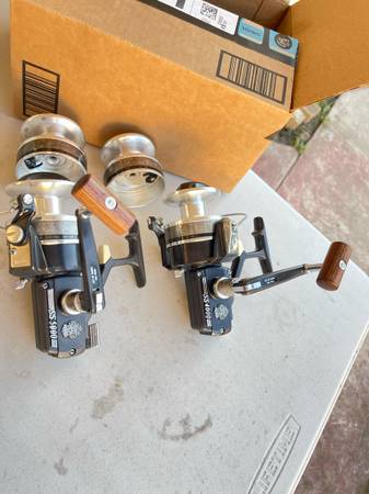 Photo DAIWA SS5000SS4000 Saltwater collectable fishing reels $300