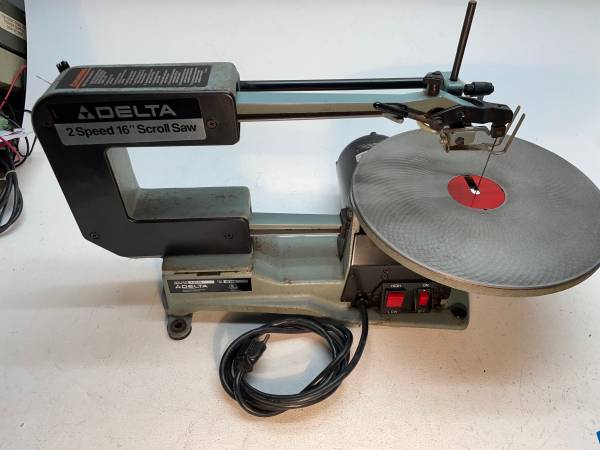 Delta 16 inch two speed scroll saw **EXCELLENT CONDITION **** $90 ...
