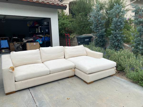 Photo Free High End Custom Couch