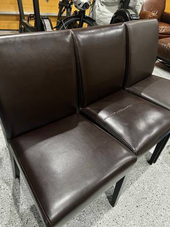 Photo Free Pottery Barn and ikea leather chairs