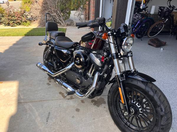 Photo Harley Davidson XL 1200 forty-eight Sportster $12,000