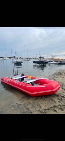 Photo Inflatable Fishing Boat  8hp Yamaha Boat Motor, Water Ready $1,600