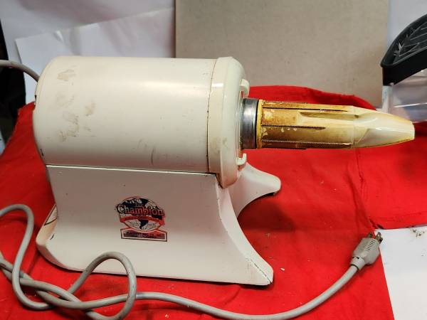Photo Juicer Chion GENERAL ELECTRIC 13 hp MOTOR $60