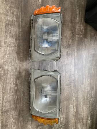 Photo Mercedes R107 LR European Euro Headlight Set 280SL 380SL 450SL 560SL $1,250