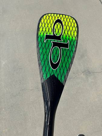 Photo NEW - QUICKBLADE 81sq V-DRIVE CARBON SUP PADDLE $300