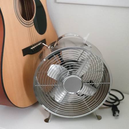 Photo NEW  Retro stainless steel round table air circulator cooling fan $35
