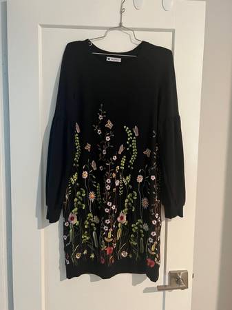 Photo New Marolli Embroidered Tunic Dress (Size M) $50