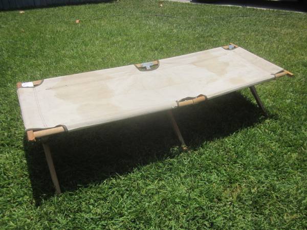 Photo Old wood frame cing cot 72 x 26 x 16, heavy duty canvas $30