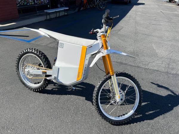Photo Ori electric off-road motorcycle $6,500