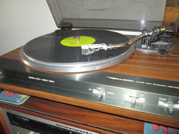Photo Realistic LAB-500 Fully-Automatic Direct-Drive Turntable wGrado cart $345