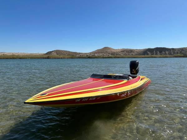Sleekcraft Aristocrat 20 outboard boat Mercury optimax pro xs 150 $25,000