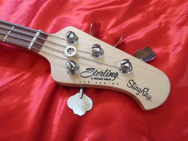 Photo Sterling Music Man StingRay Ray4 4-String Bass Guitar Vintage Cream - $350