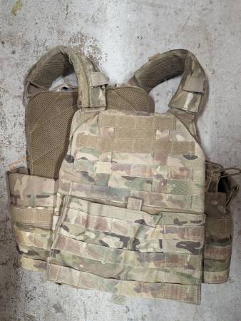 Photo T3 Geronimo Plate carrier $100