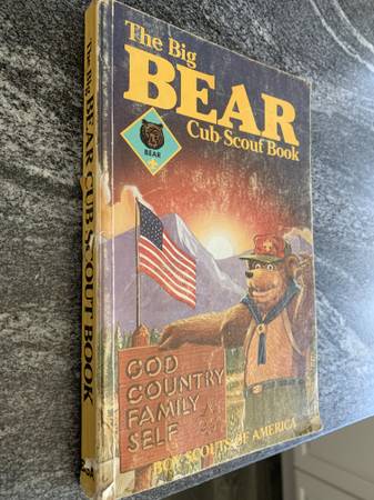 Photo The Big Bear Cub Scout Book by Boy Scouts of America. $10