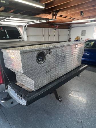 Photo Truck Fuel Tank and Toolbox Combo $500