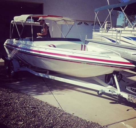 Ultra boat 23sx mid-cuddy $35,000