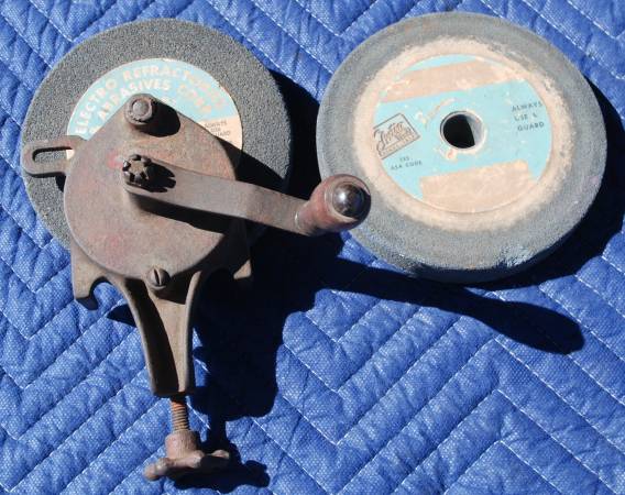 Photo VINTAGE HAND CRANK CLAMPBENCH GRINDING WHEEL With extra Stone $40