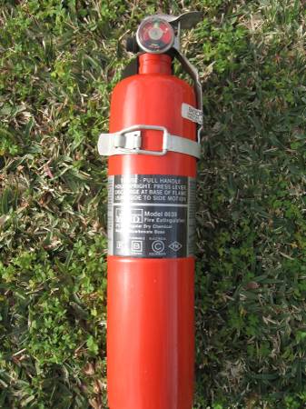 Photo Vintage Montgomery Ward RED Fire Extinguisher 5-BC 1976 $25