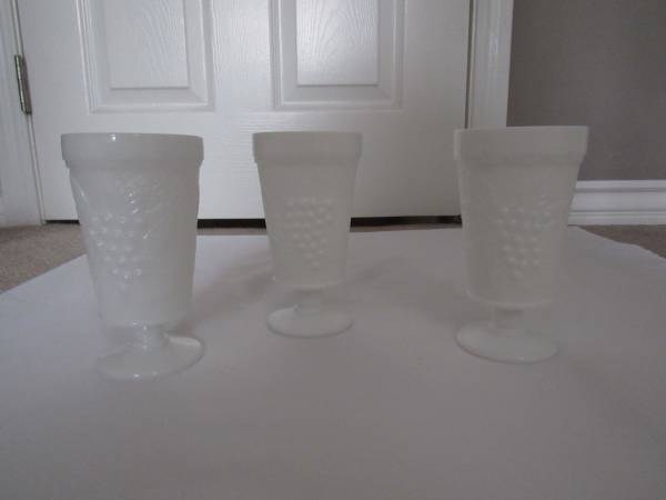 Photo Vintage White Milk Glass Water Gobblets (Set of 3 ) $10