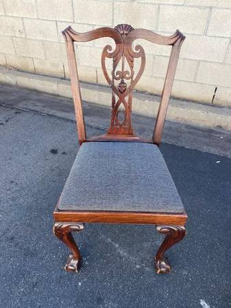 Photo Vintage Wooden Chair $25