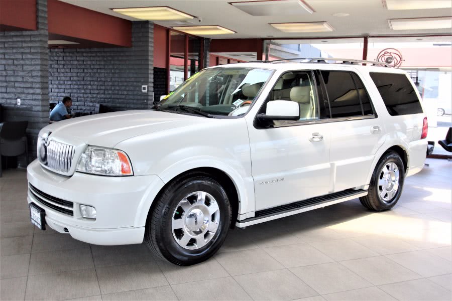 Wow A 2006 Lincoln Navigator with 121,378 Miles Cars & Trucks For