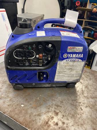 Photo Yamaha EF1000IS Power Inverter Generator $229