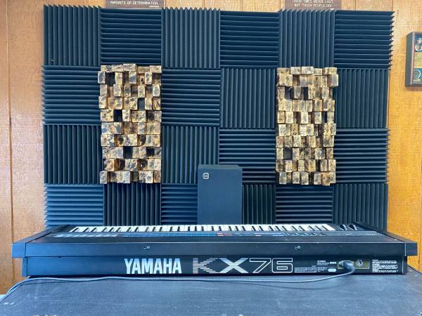 Photo Yamaha KX 76 Midi Controller Keyboard