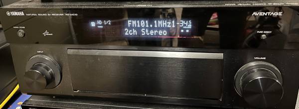 Photo Yamaha RX-A1010 Receiver with 3D Ready and Passthrough $450